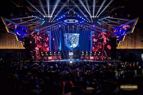 比如在去年 比如在去年