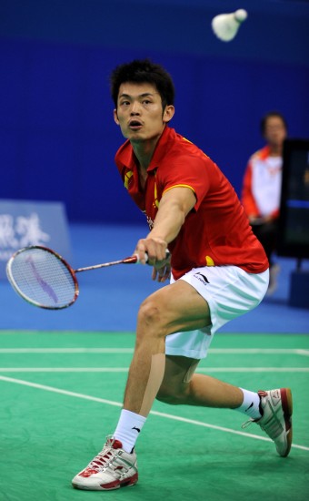 球迷们迫切 球迷们迫切