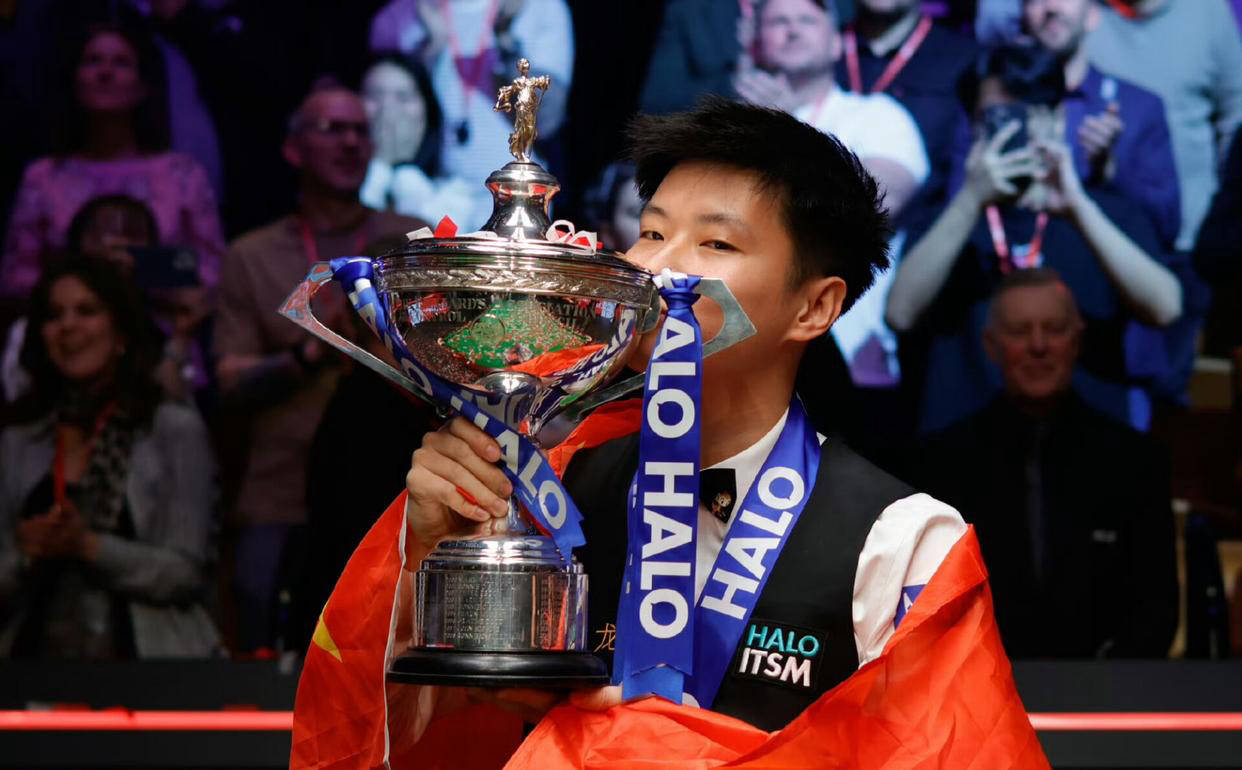 前景上展现 前景上展现